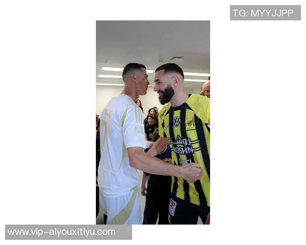 马科斯阿隆索盛赞本泽马与C罗迭戈科斯塔在前锋位置的卓越表现