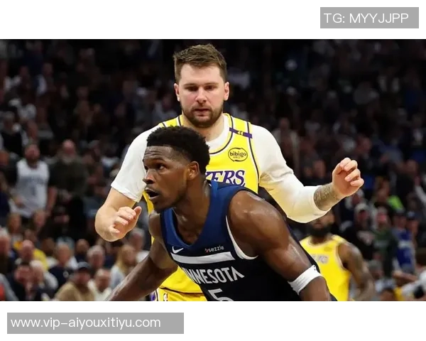 东契奇谈投篮状态与防守挑战AR组合尚未找到最佳感觉 东契奇谈投篮状态与防守挑战AR组合尚未找到最佳感觉