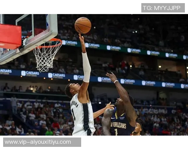 文班亚马首节表现不佳4次失误被断球反击仅得7分4篮板2助攻 文班亚马首节表现不佳4次失误被断球反击仅得7分4篮板2助攻