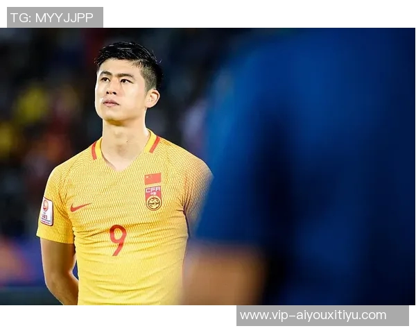 张文杰谈广州训练理念外教主导让归国球员更快适应 张文杰谈广州训练理念外教主导让归国球员更快适应